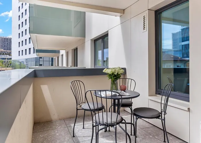 Daire Aviation Tower Luxury Bükreş