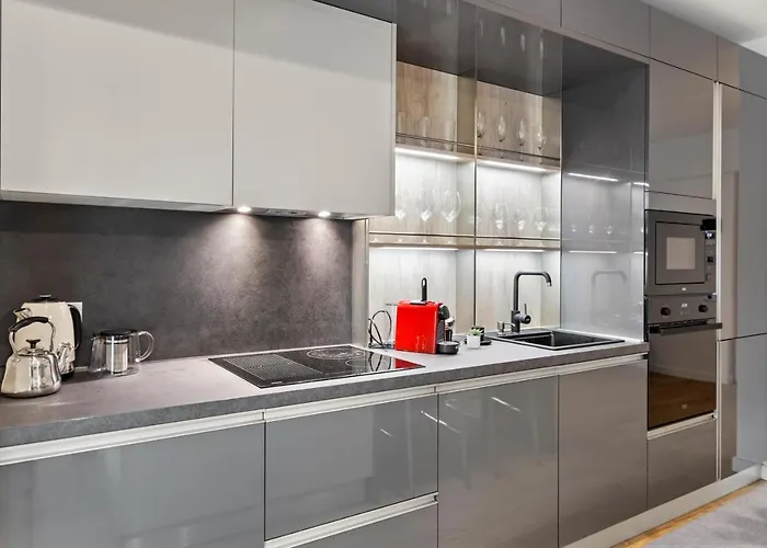 Apartament Aviation Tower Luxury Bucureşti